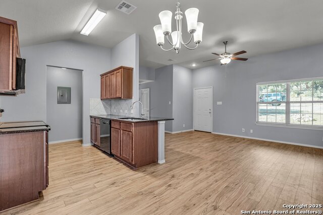 454 Canyon Edge, Canyon Lake, Texas image 10