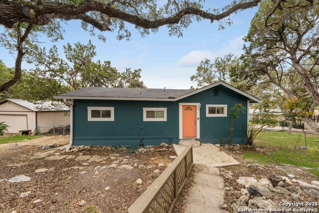 143 Park, Pipe Creek, Texas image 2
