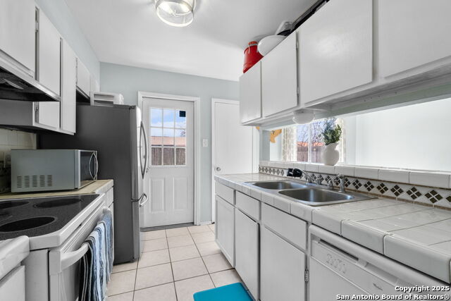 7358 Cherry Brook, San Antonio, Texas image 11