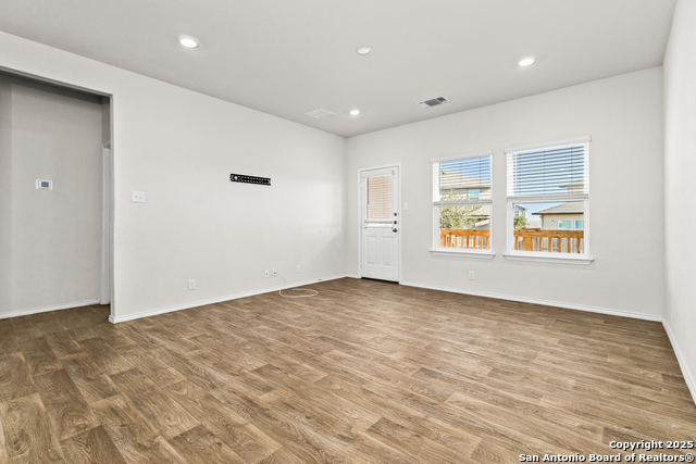 117 Hogans, Floresville, Texas image 12