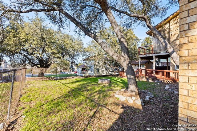 1075 Driftwind, Canyon Lake, Texas image 8