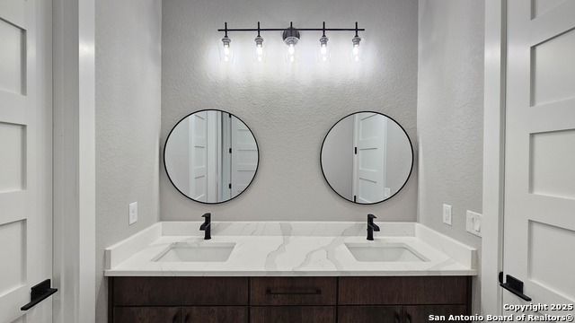 1501 Tramonto, New Braunfels, Texas image 46