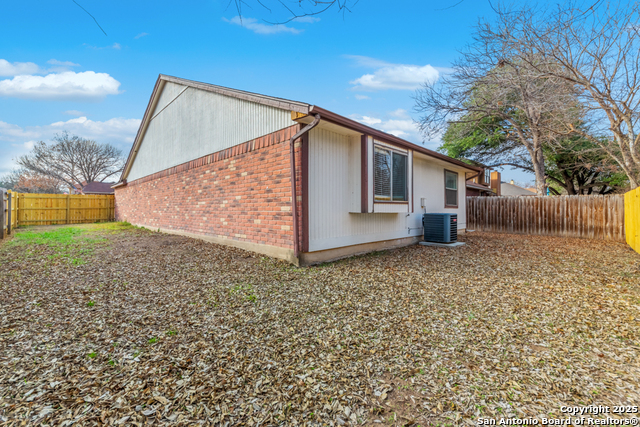 2431 Muddy Peak Dr, San Antonio, Texas image 20