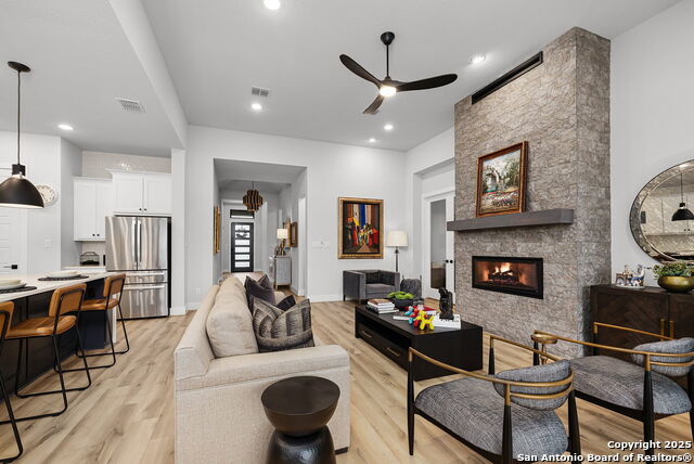 1920 Bighorn, New Braunfels, Texas image 1