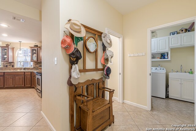 2123 Annes Trl, San Marcos, Texas image 16