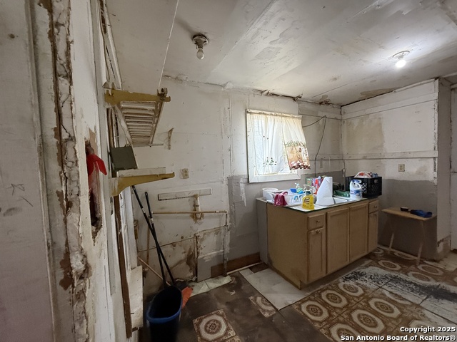 246 Jesse Ave, San Antonio, Texas image 4