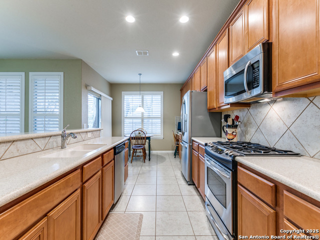 4550 Jarrell, San Antonio, Texas image 12
