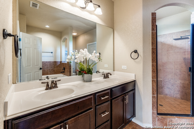 8602 Key South Way, Converse, Texas image 22