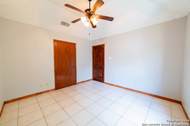 96 Grove Ave, Laredo, Texas image 21