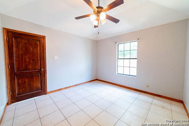 96 Grove Ave, Laredo, Texas image 22
