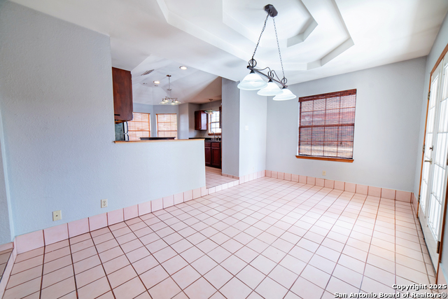 96 Grove Ave, Laredo, Texas image 7