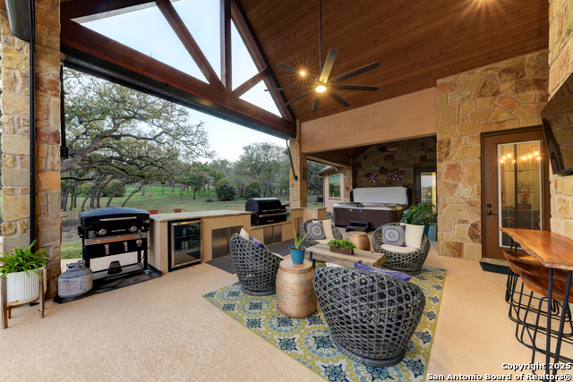 185 Falling Hills, New Braunfels, Texas image 2