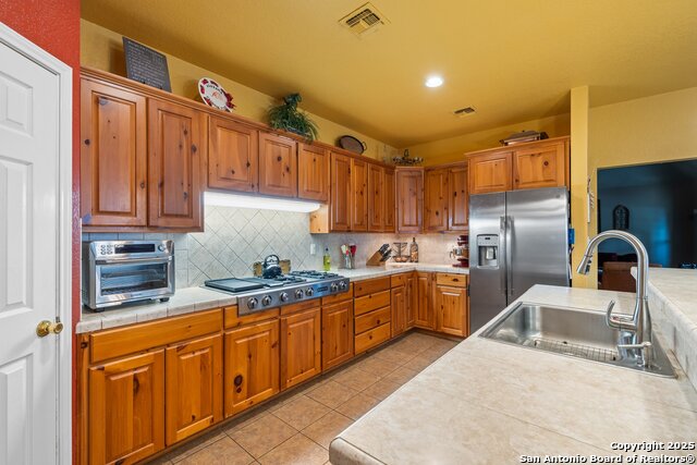 228 Saddle Trl, Bandera, Texas image 6
