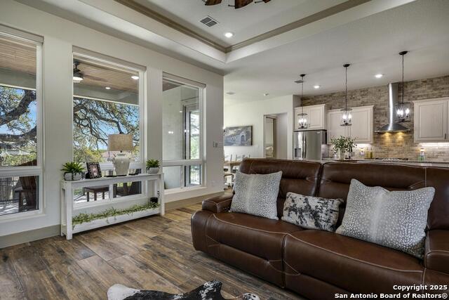 706 John Price, Blanco, Texas image 9