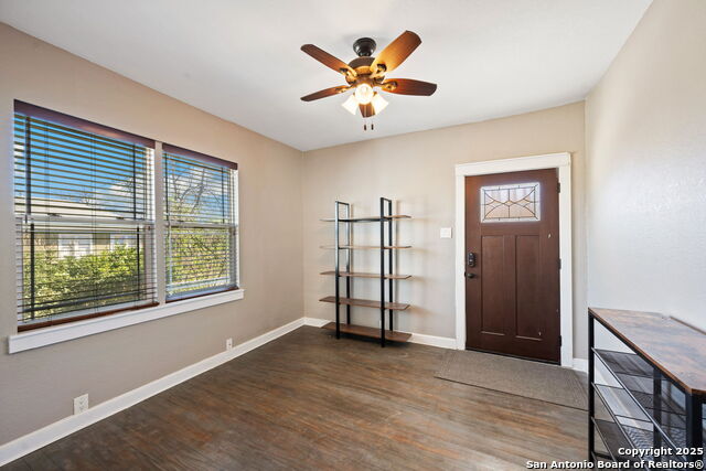 1304 Dawson Street, San Antonio, Texas image 9