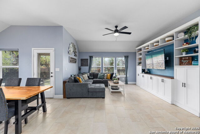 9305 Canopy Bend, Schertz, Texas image 14