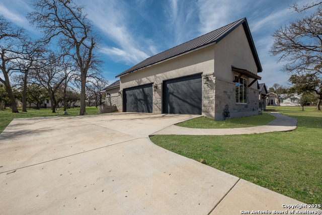 34813 Thanksgiving Trl, Bulverde, Texas image 4