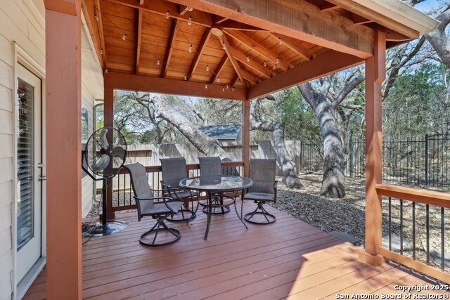 10611 Larch Grove, Helotes, Texas image 36