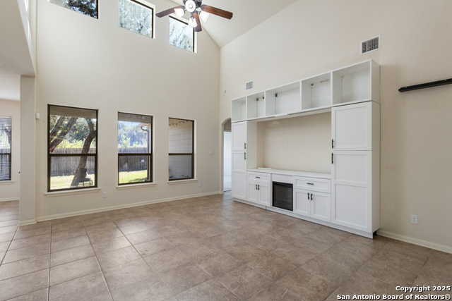 4922 Segovia Way, San Antonio, Texas image 8