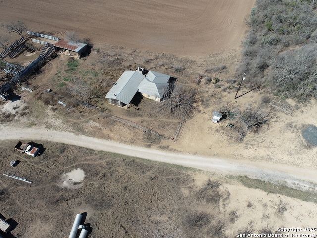 480 County Road 317, Sabinal, Texas image 4