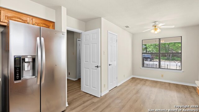 126 Golden Way, Universal City, Texas image 12