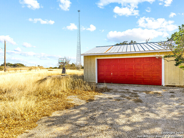 973 F Farm To Market Road 1077, Bandera, Texas image 27