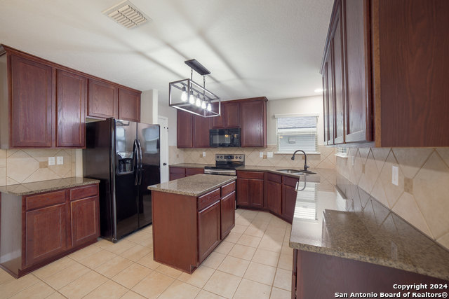 5811 Southern Knl, San Antonio, Texas image 9