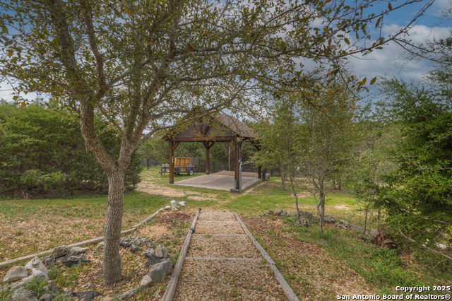 112 Falling, New Braunfels, Texas image 32