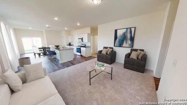 5526 Bluebell Meadow, Converse, Texas image 4