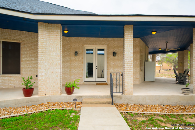 120 County Road 6867, Natalia, Texas image 35