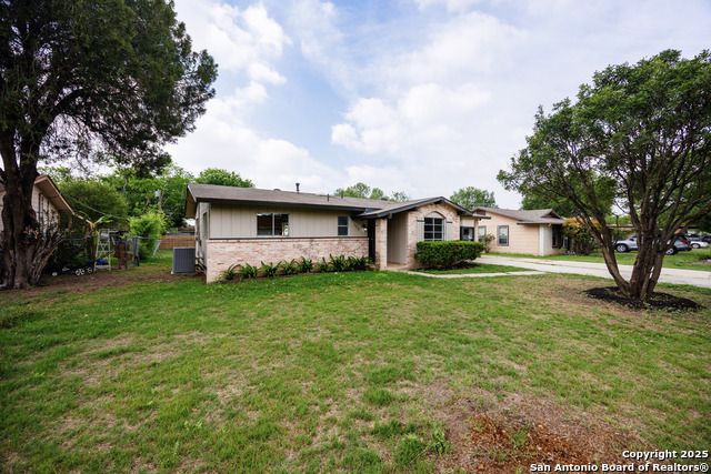 5218 Swann, Kirby, Texas image 3