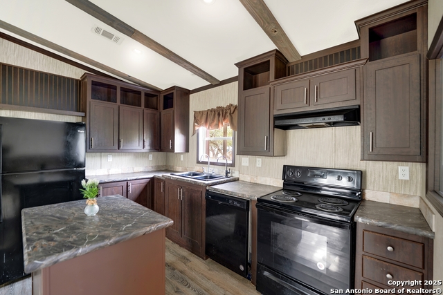 660 Pr 1511, Bandera, Texas image 13
