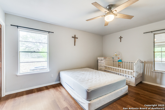 722 Woodcrest, Somerset, Texas image 17