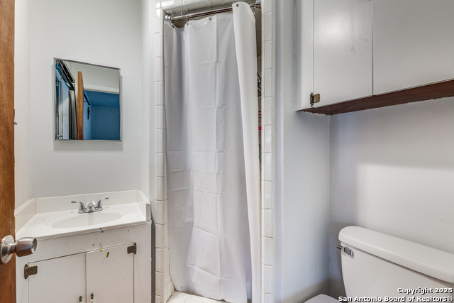 722 Woodcrest, Somerset, Texas image 20