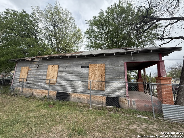 2223 El Paso St, San Antonio, Texas image 8