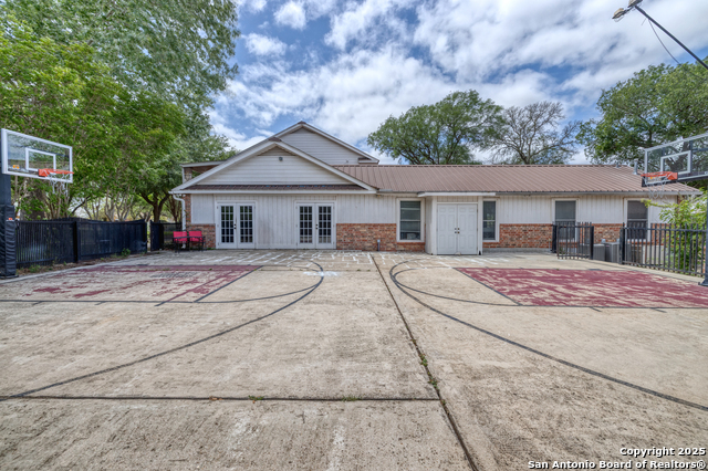 632 Rio St, Uvalde, Texas image 44