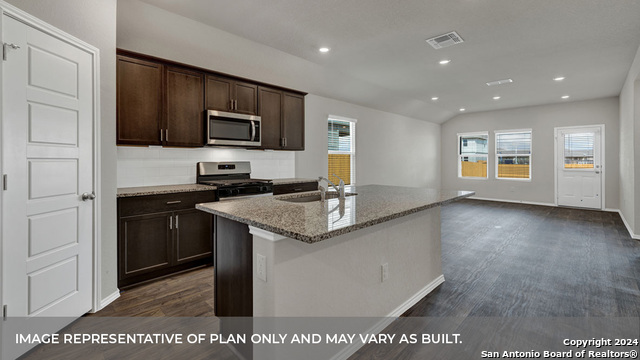 1744 Kathlene View, New Braunfels, Texas image 8