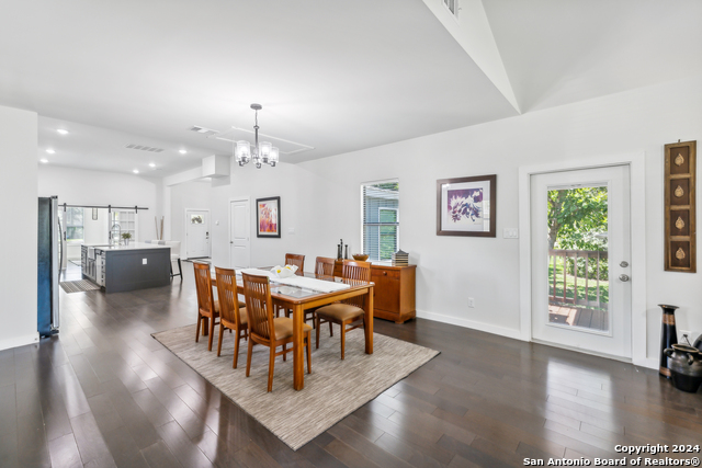 136 W Evergreen, Boerne, Texas image 21