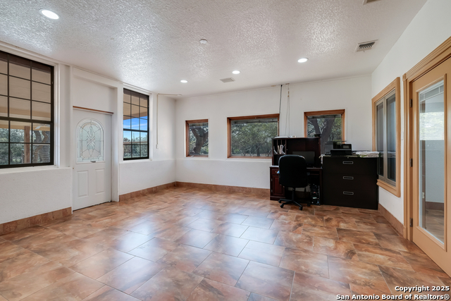 255 Winding Meadow Ln, Spring Branch, Texas image 16
