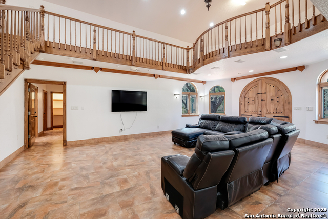 255 Winding Meadow Ln, Spring Branch, Texas image 5