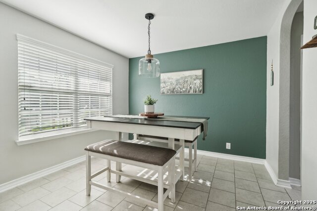 8725 Ironwood Hl, San Antonio, Texas image 3