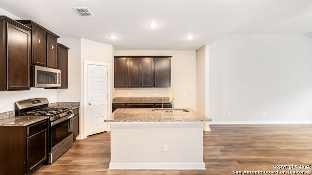 9014 Tennant, Converse, Texas image 7