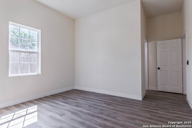 1515 E Carson, San Antonio, Texas image 17