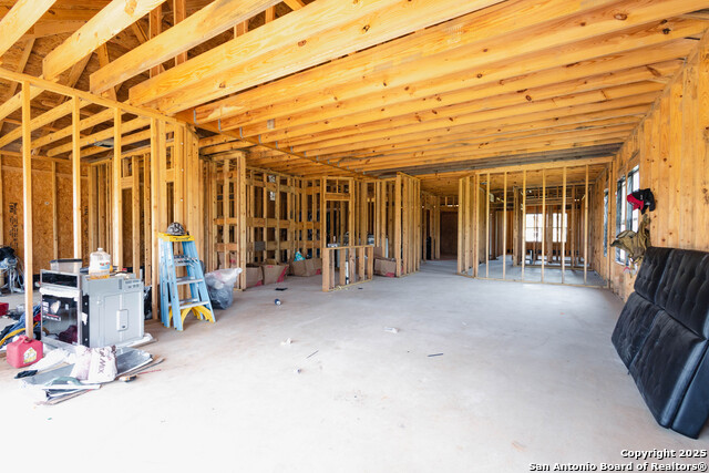295 Las Palomas, Lytle, Texas image 7
