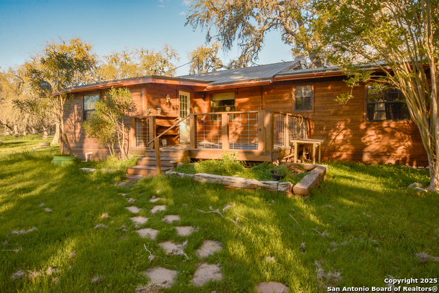 695 South  Thunder Creek Road, Utopia, Texas image 1