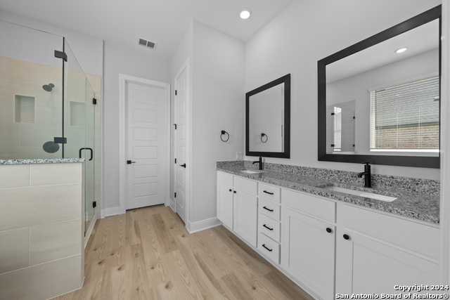 207 Azalea Alley, Castroville, Texas image 16