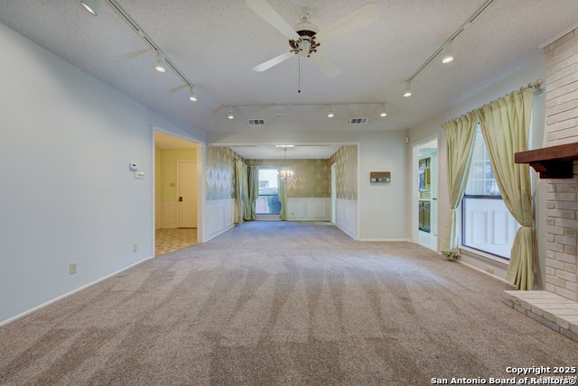 5835 Royal Club, San Antonio, Texas image 7