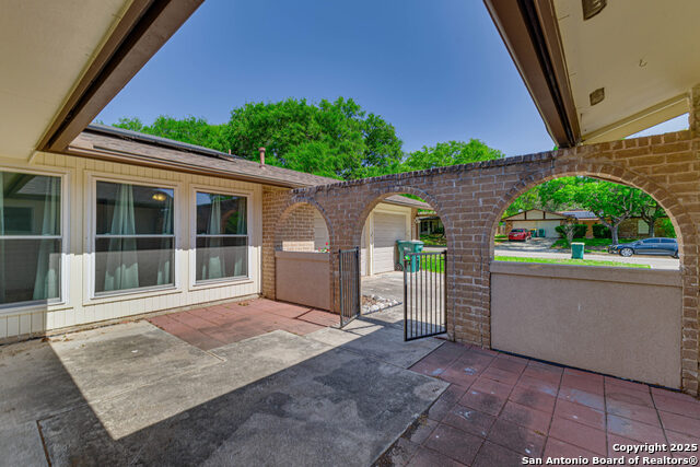 410 De Soto, Universal City, Texas image 26