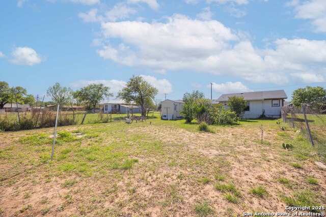 418 N Cedar, Pearsall, Texas image 15