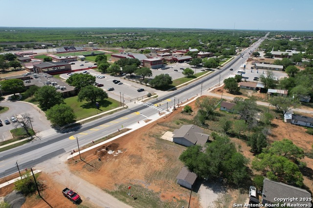 203 Zanderson, Jourdanton, Texas image 15